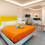 Alojamento de Acomodação e Pequeno-almoço B&B Sorrento Central 4*