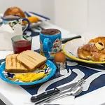 B&B Sorrento Central Alojamento de Acomodação e Pequeno-almoço 4*