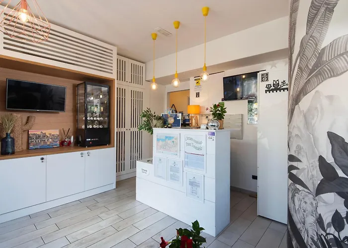 فندق مبيت وإفطار B&B Sorrento Central 4*