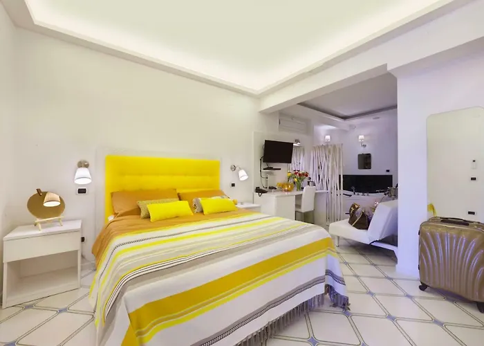 فندق مبيت وإفطار B&B Sorrento Central