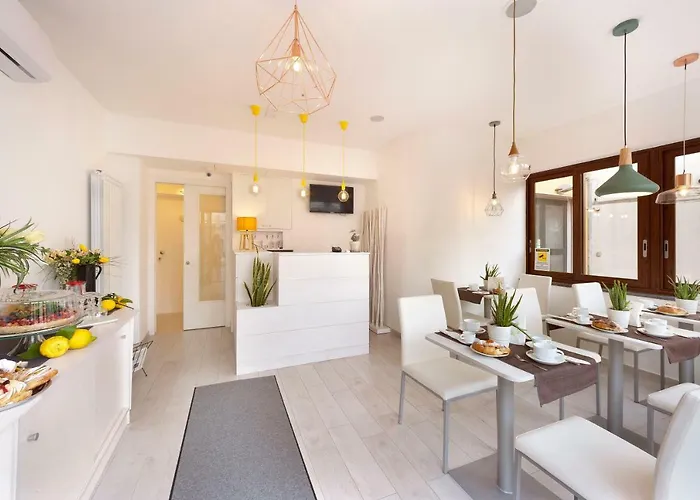 B&B Sorrento Central