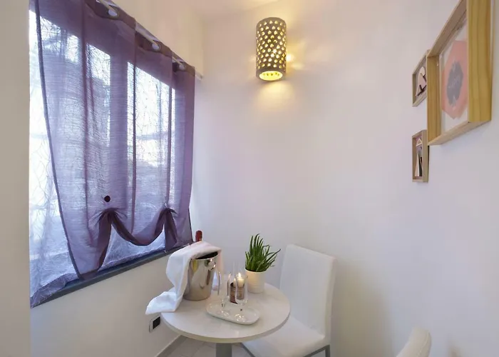 B&B Sorrento Central فندق مبيت وإفطار 4*